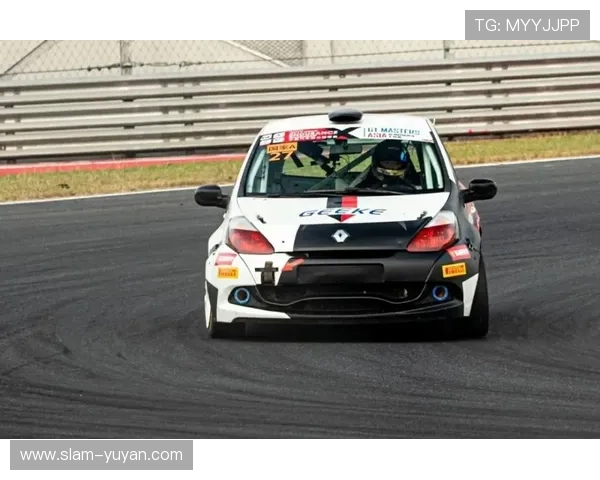 开球星卡足球欧洲杯盲盒全新上线，收藏顶级球员卡片，激活你的小小足球梦