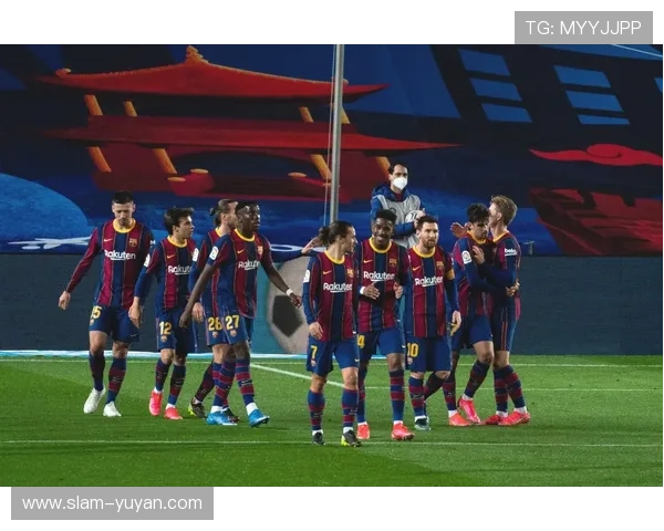 穿藏装的足球球星们：展示民族风情与体育魅力的独特融合