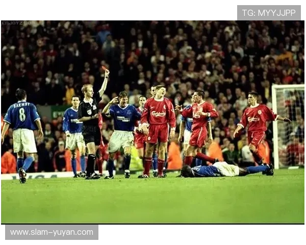 足球传奇拼图：集结世界球星拼图带你回顾辉煌赛场瞬间