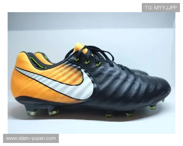 购买球星同款足球鞋的最佳平台推荐与选购技巧